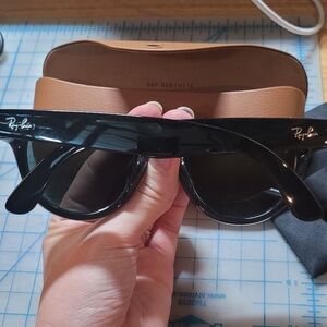 Ray-Ban Meta Sunglasses with Charging Case